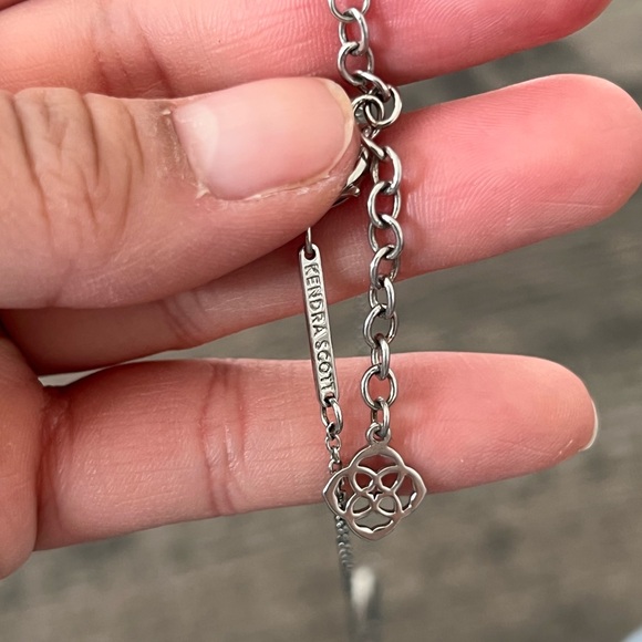 Kendra Scott Silver Necklace with Multicolor Pendant - Picture 3 of 4